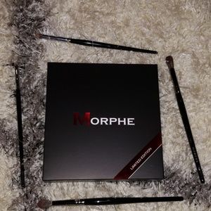 NIB Morphe 25A palette